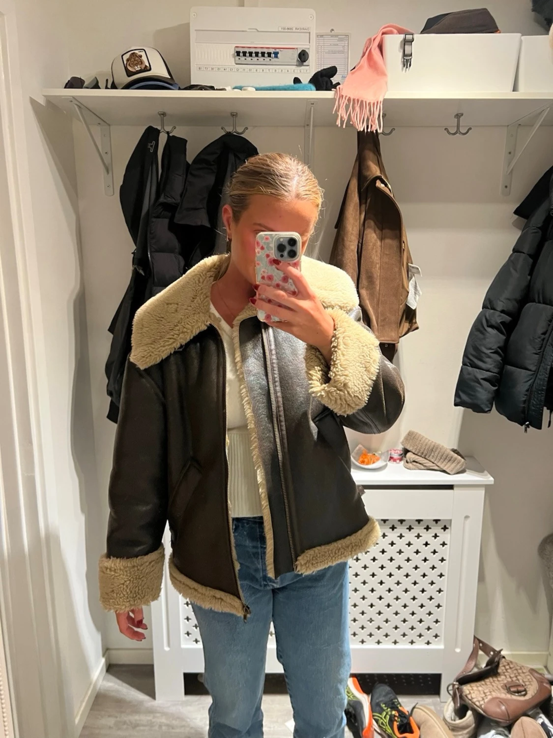 Brun teddyjacka från Zara, storlek S - 3