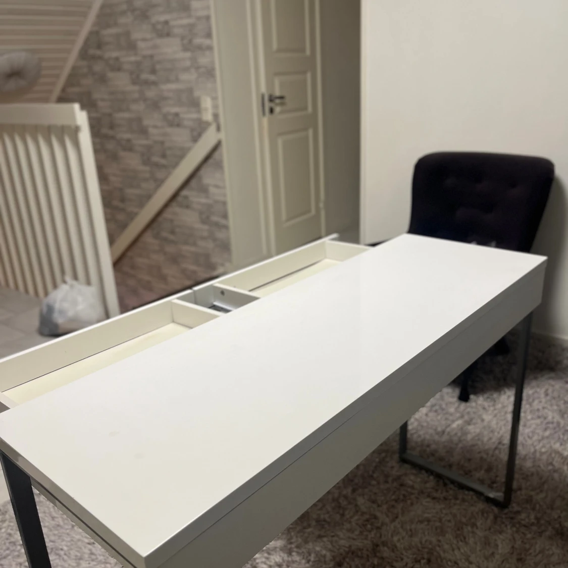 Vit Skrivbord  - 2