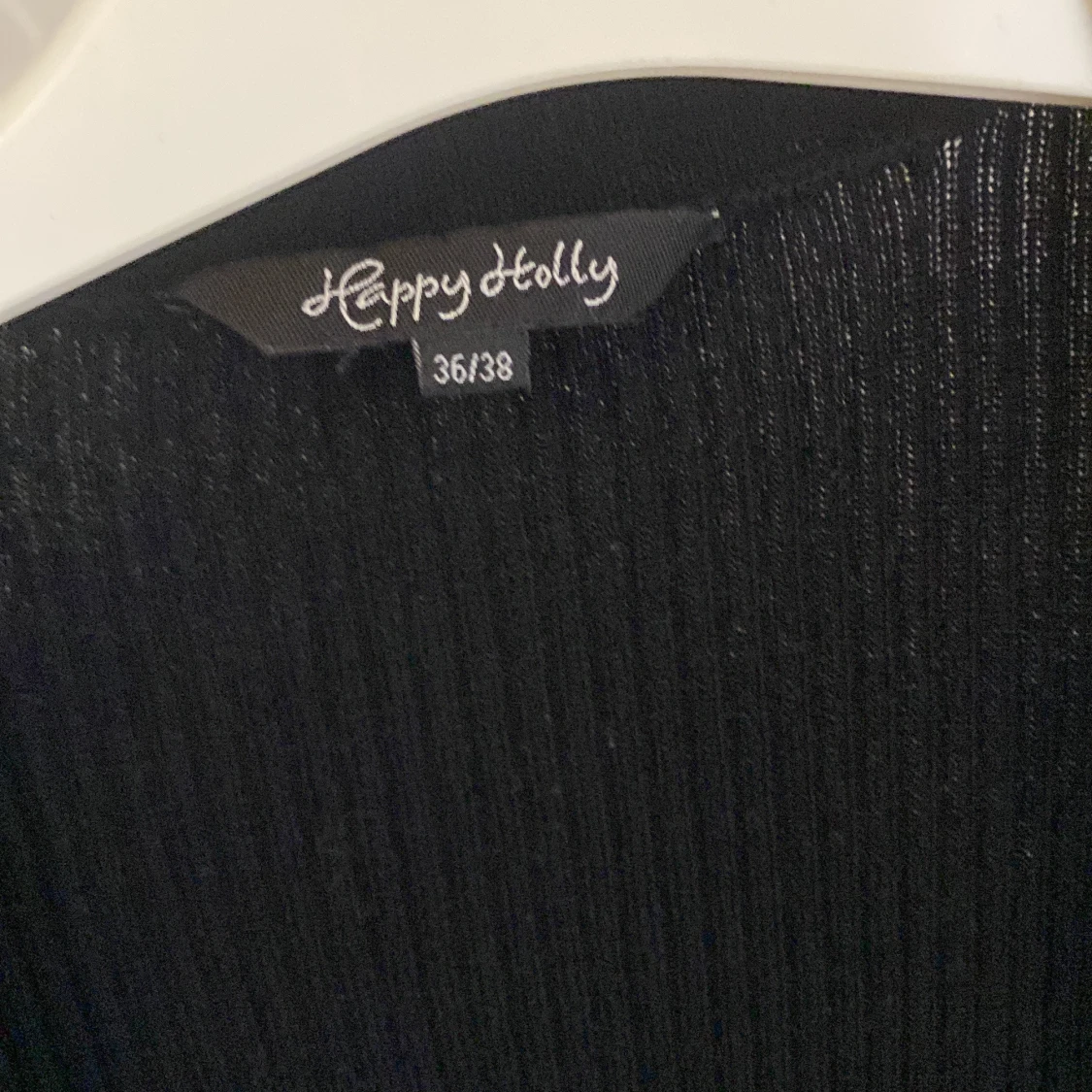 Svart ribbad kofta från Happy Holly - 2