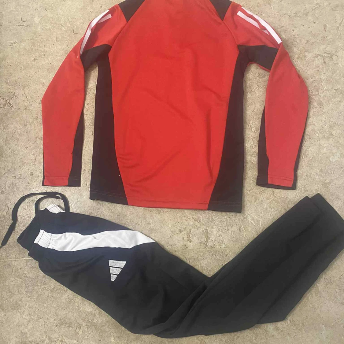 Manchester United långärmad träningströja - 1