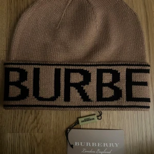 Burberry Mössa - Helt ny