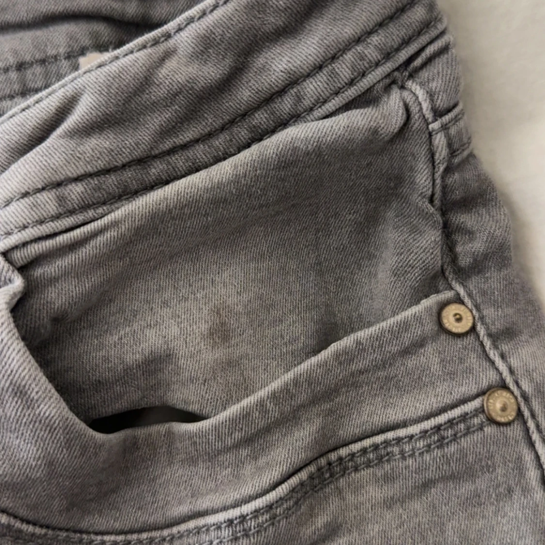 Grå jeans från LTB Valerie - 3