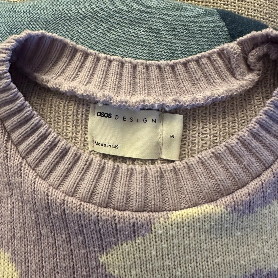 Ljuslila stickad tröja med moln ASOS - 1