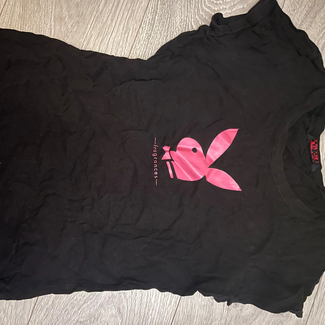 Svart Playboy t-shirt med rosa tryck