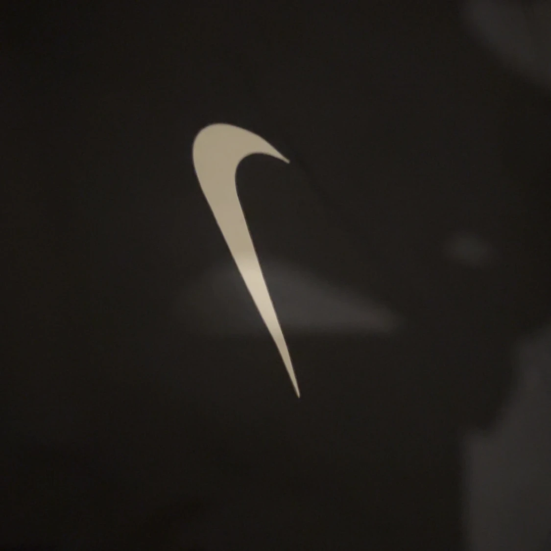 Svart Nike vindjacka med huva - 1