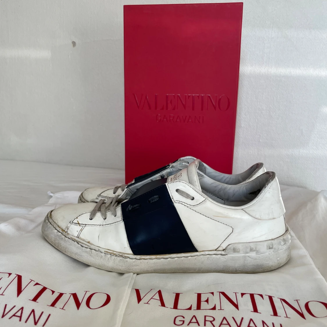 Valentino Garavani open