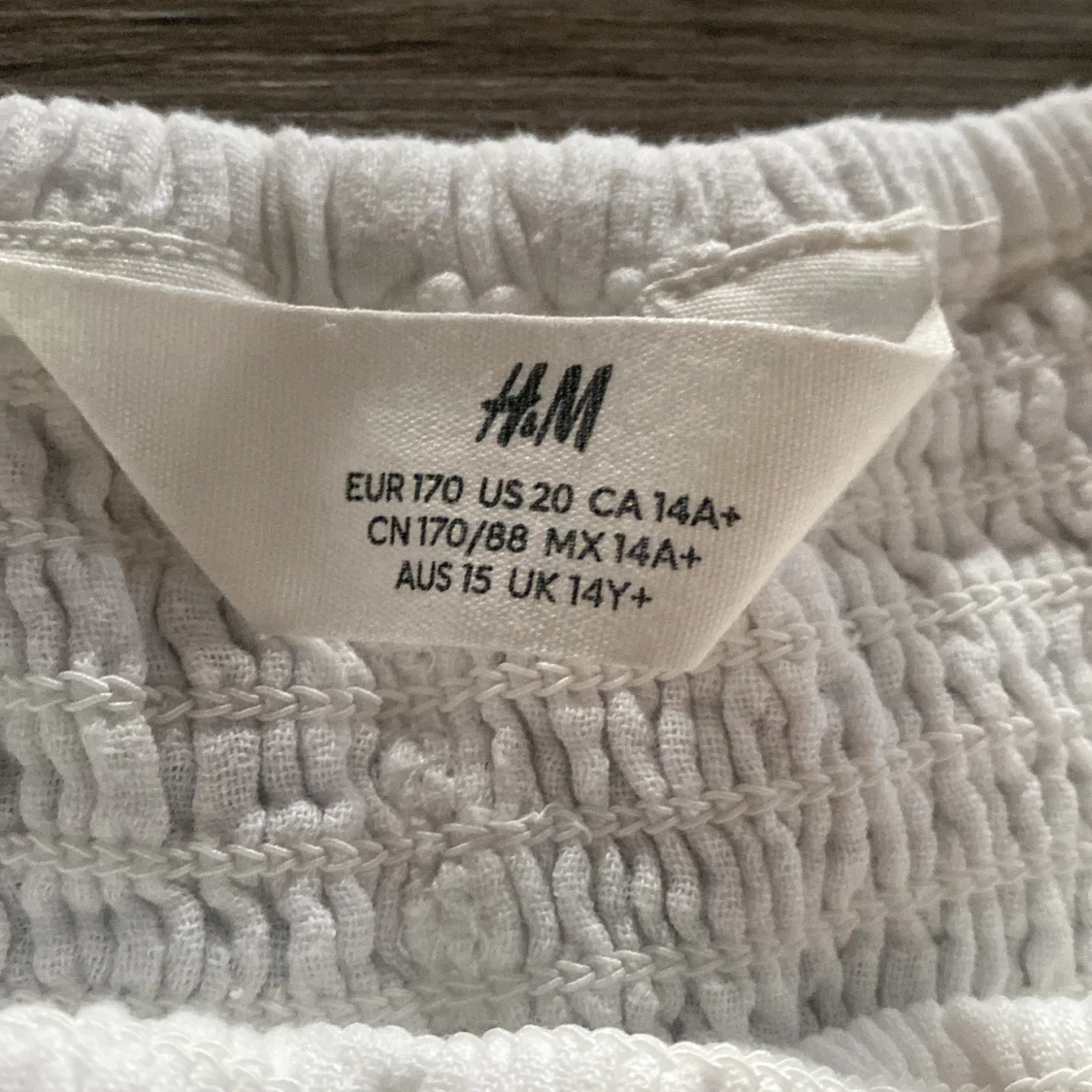 Vit sommarklänning från H&M - 1