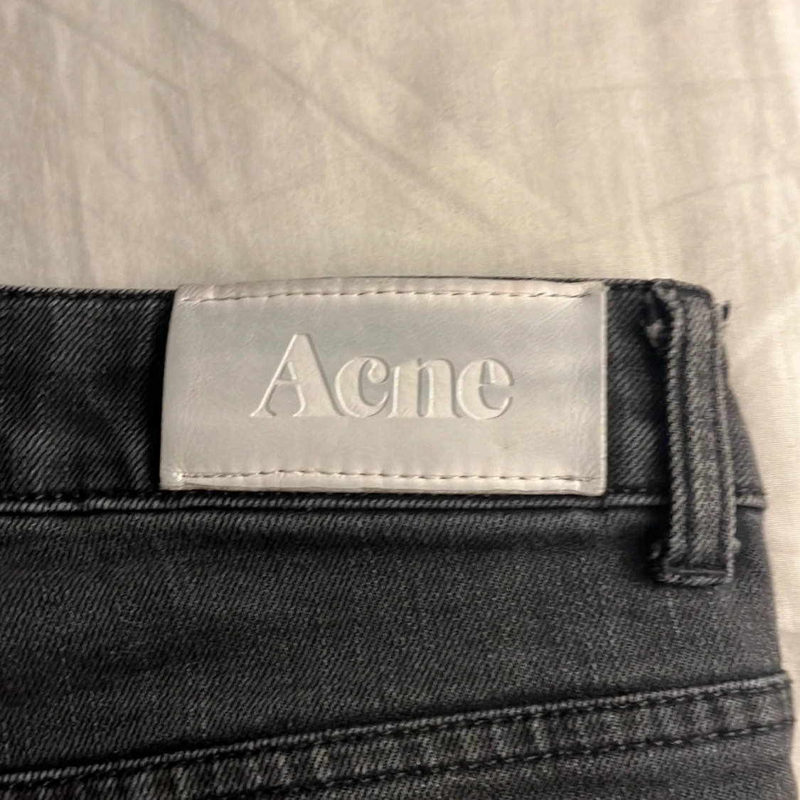 Acne 29/32 - 2