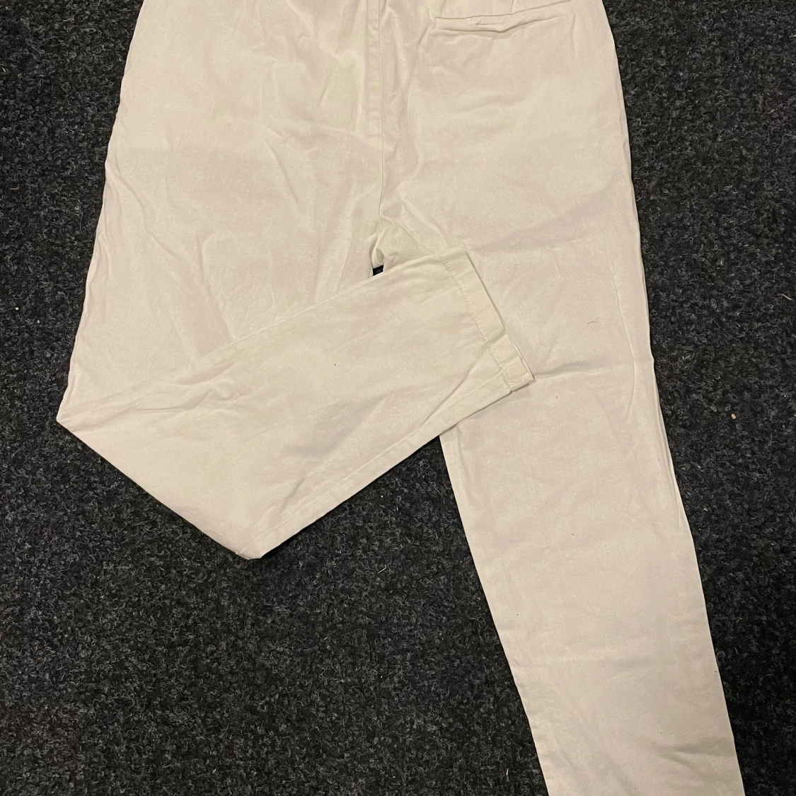 Vita tapered croppade byxor Only & Sons - 1