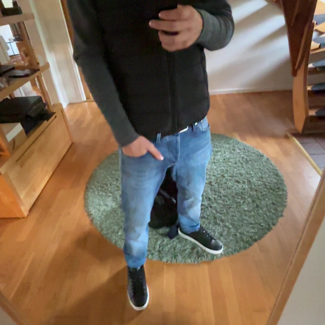 Mörkgrå kofta med dragkedja - 2