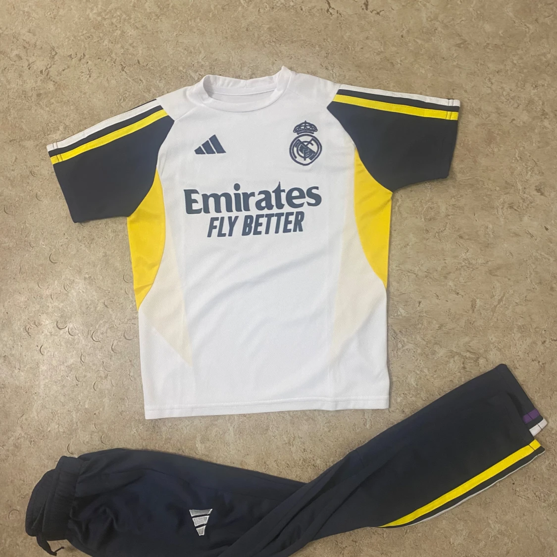 Real Madrid fotbollströja Adidas