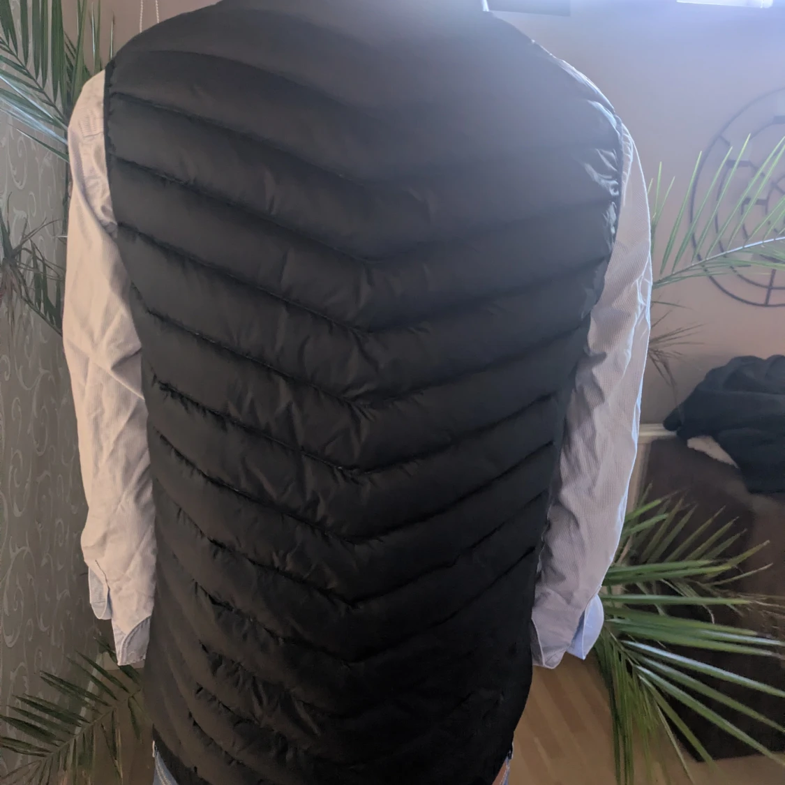 Svart dunväst från Armani Exchange - 2