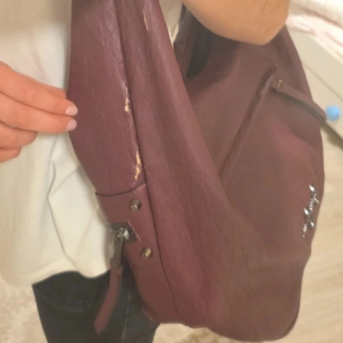 Vinröd axelväska Jessica Simpson vintage - 4