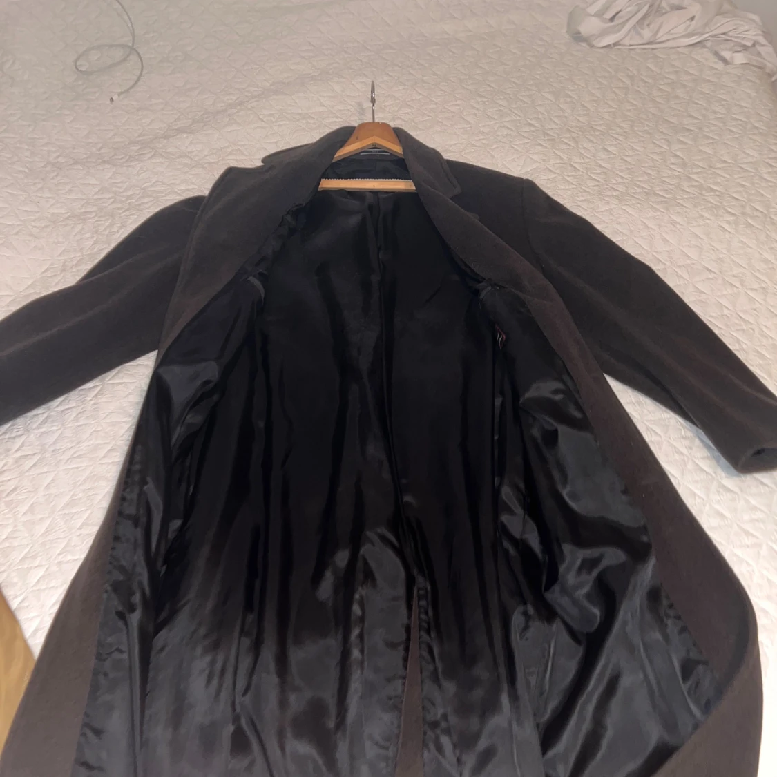 Svart rock från Number One by Kappahl - 1