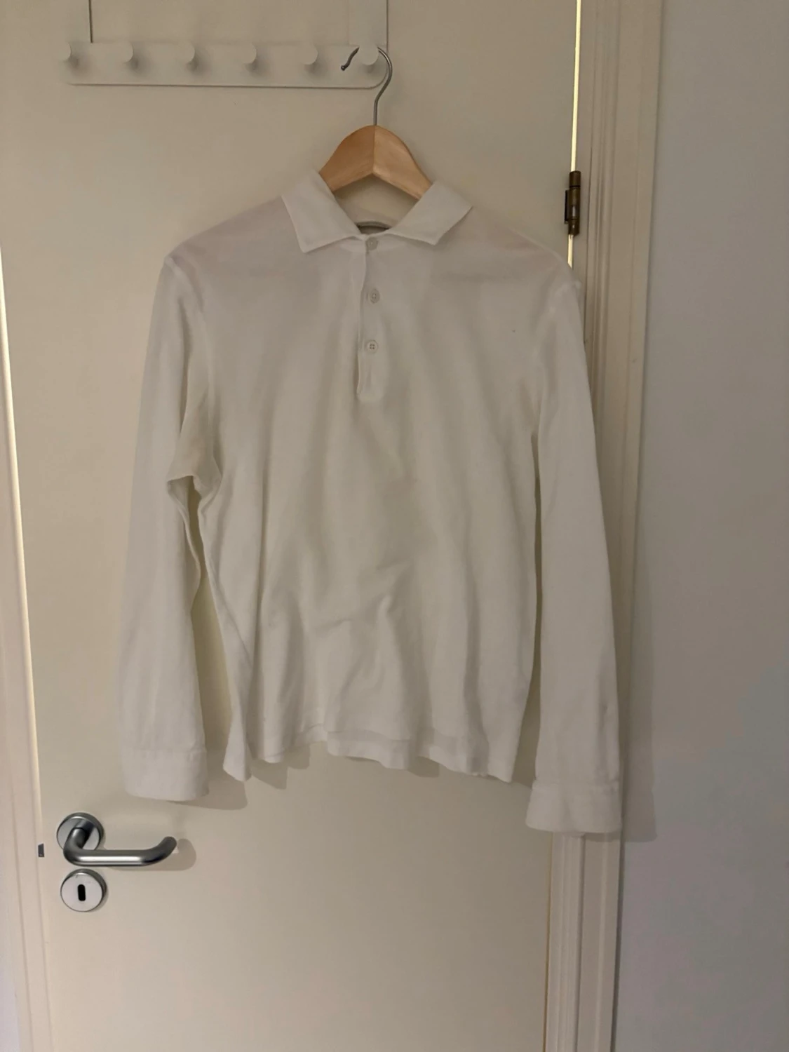 Vit långärmad gran sasso piké/ skjorta, storlek 50 i italiensk storlek