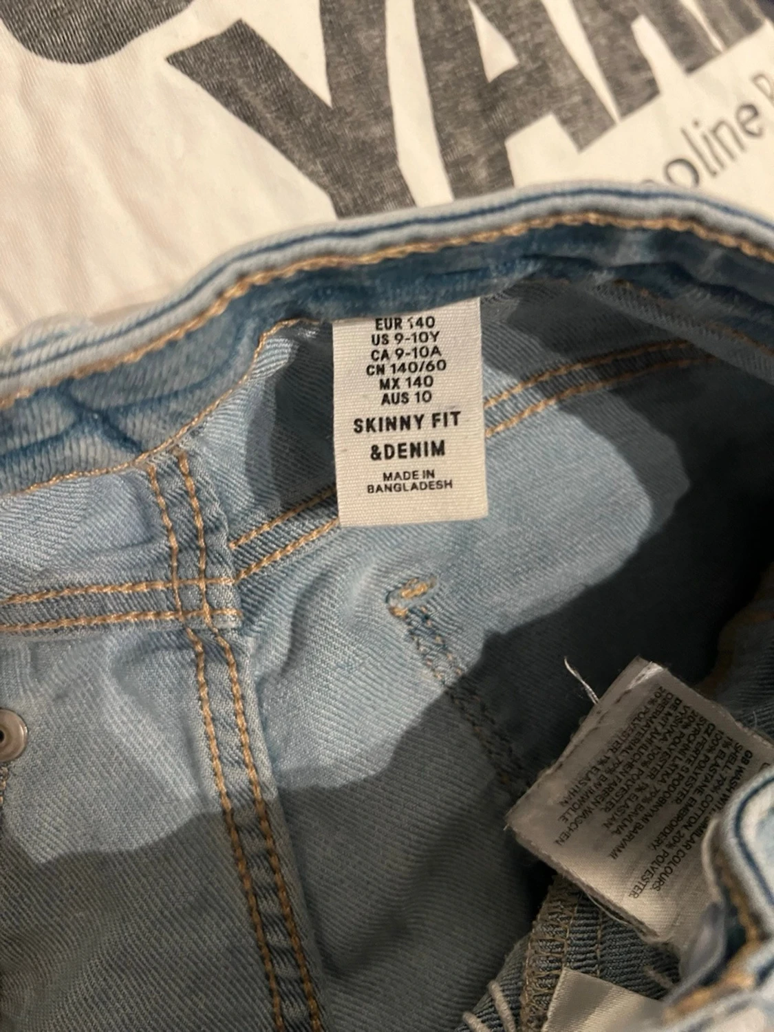 Ljusblå skinny jeans med broderi - 2