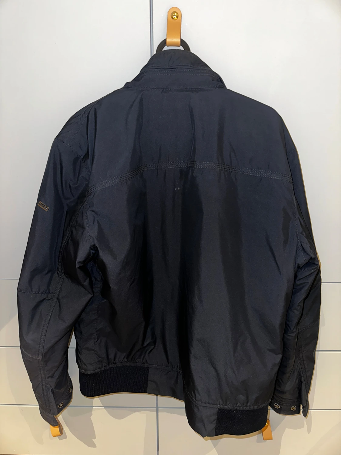 Svart bomberjacka från Hugo Boss - 3