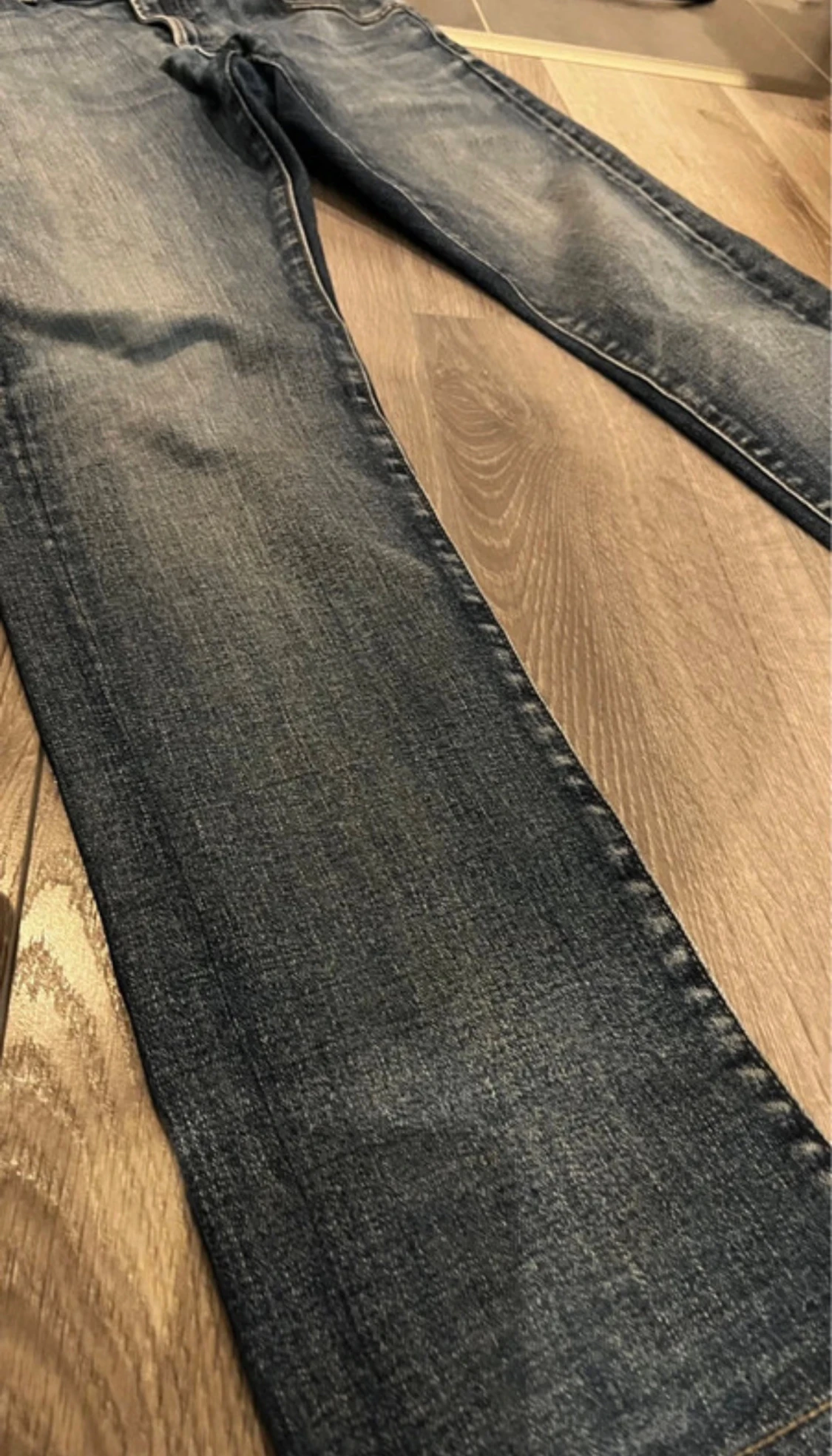 Uniqlo Faded Jeans 32/34 - 4