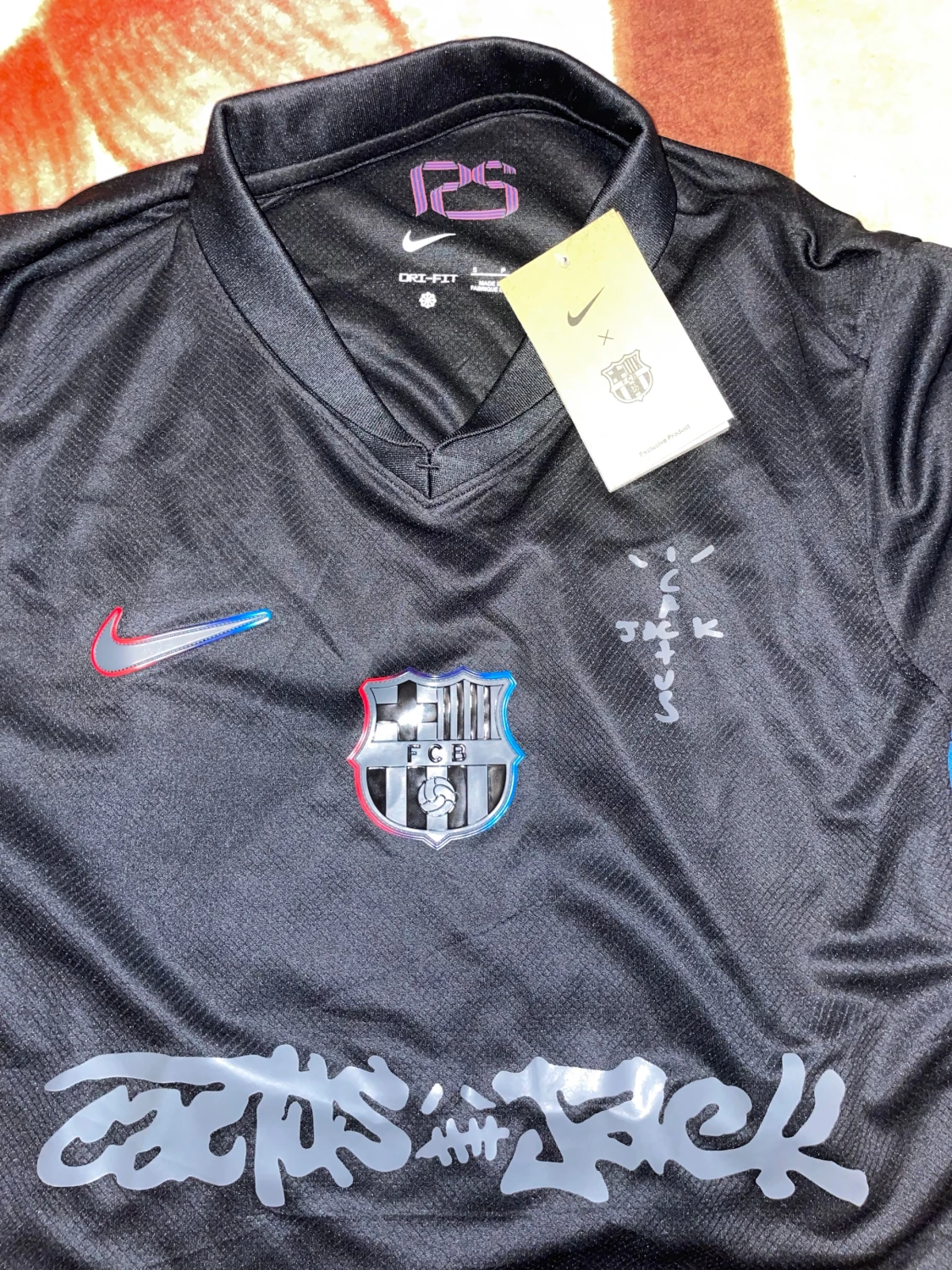 Svart FC Barcelona x Nike t-shirt S