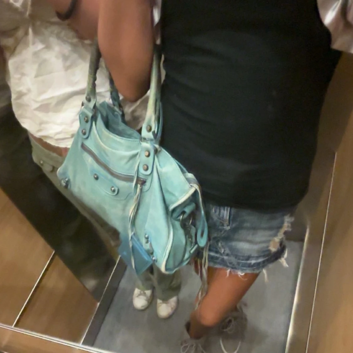 turkos balenciaga väska