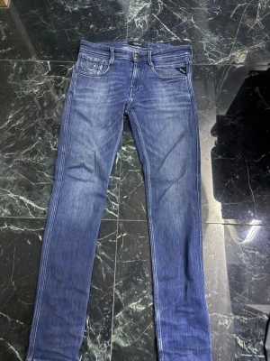 Replay Anbass - Super skick! Storlek 28/32