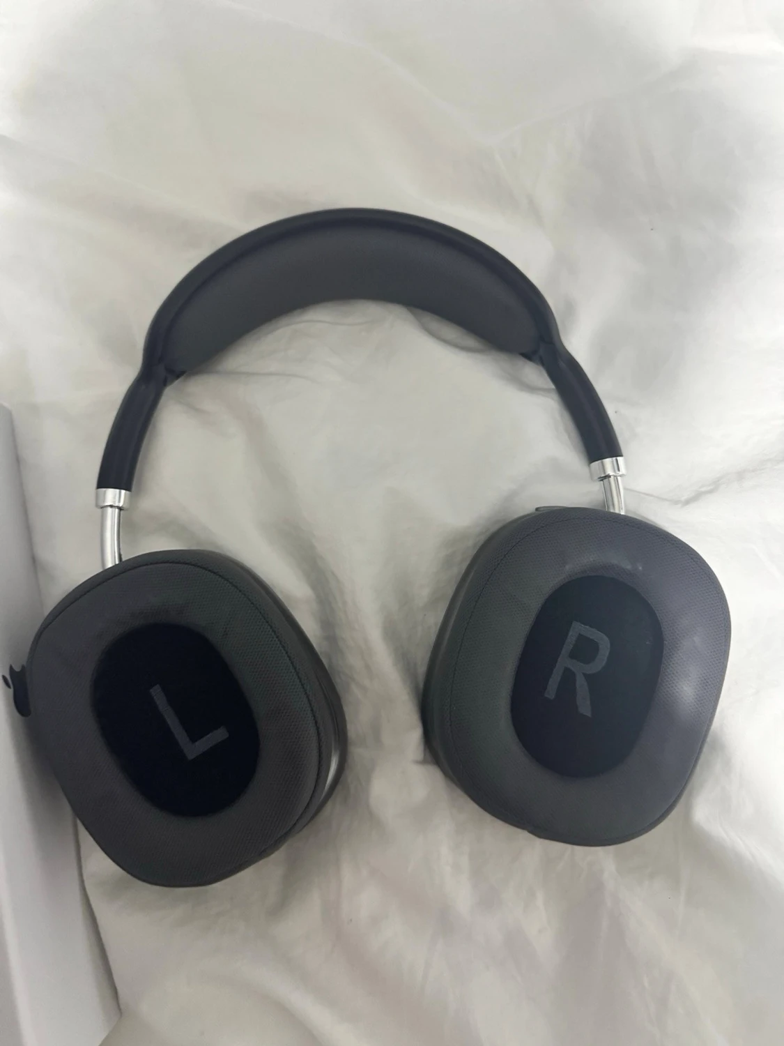 AirPods Max svarta hörlurar - 2