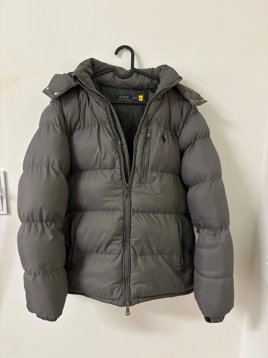 Mörkgrå dunjacka med huva - 2