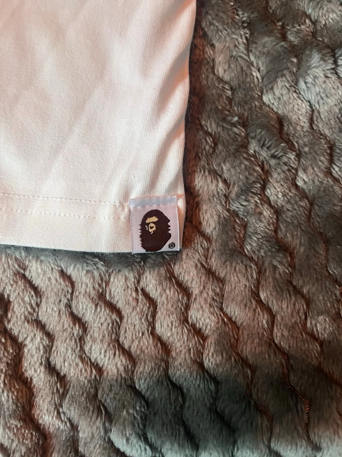 Vit BAPE t-shirt med stor logga - 1