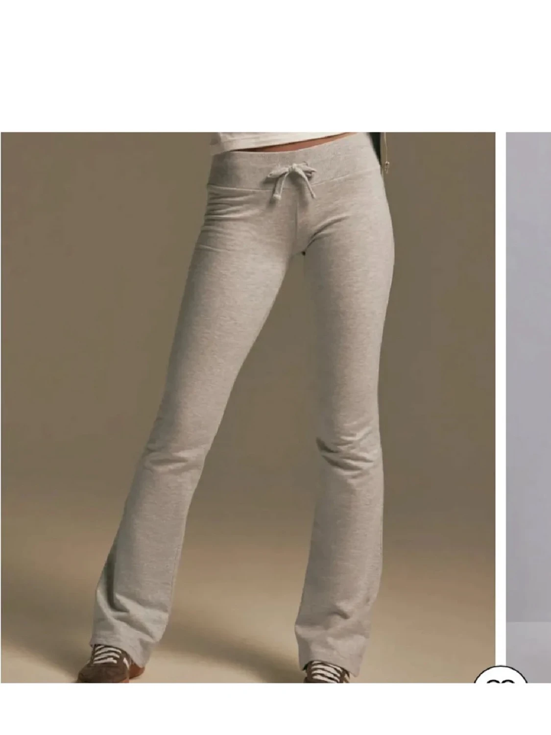 Grå bootcut mjukisbyxor 