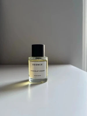Essnce Chocolat Chaud - Se bilder 