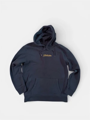 Hollister hoodie S - En hollister hoodie | Storlek: S | Mycket fint skick! | Pris 399 | Hör av er vid minsta lilla fundering!