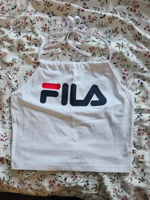 Fila linne - Halterneck topp från Fila i stl S