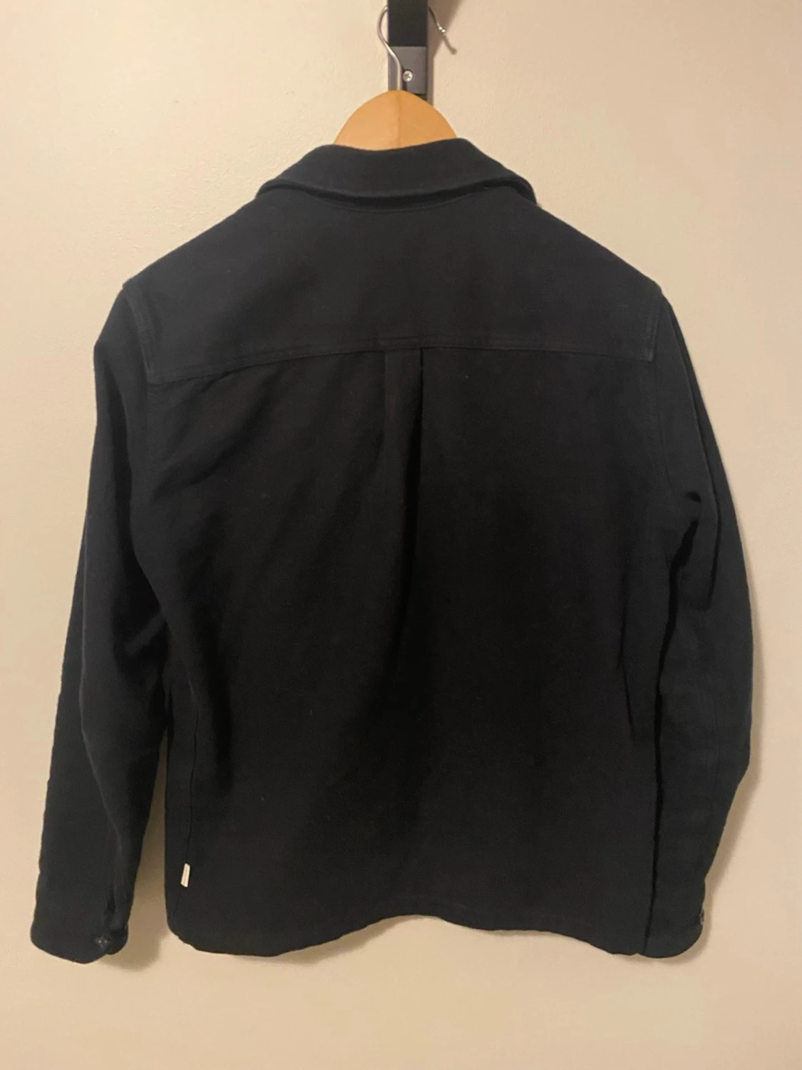 Svart overshirt från Jack n Jones  - 1