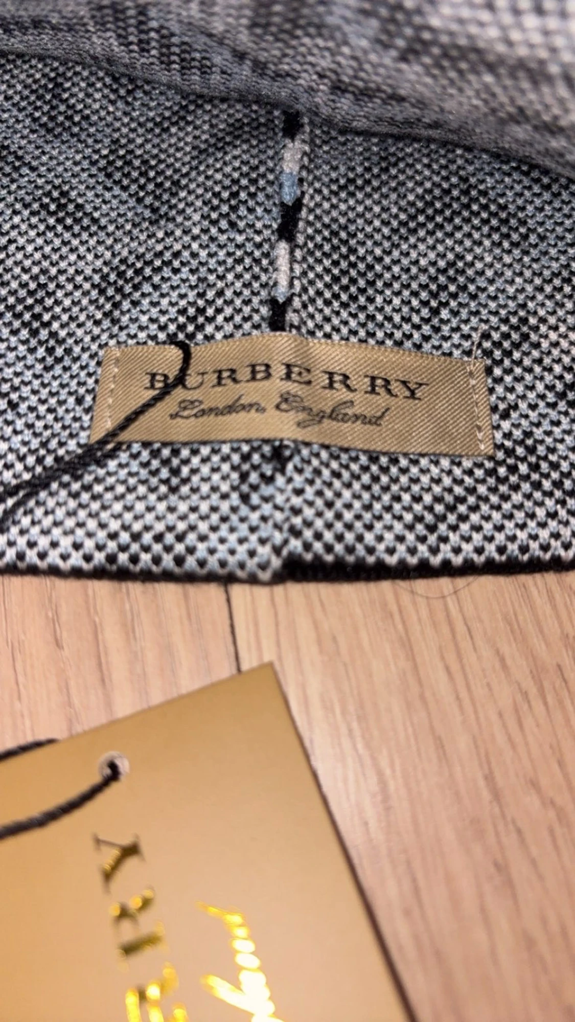 Burberry mönstrad mössa i blått och vitt - 1