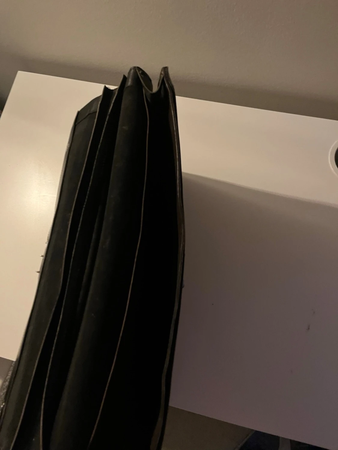 Svart portfölj  - 2