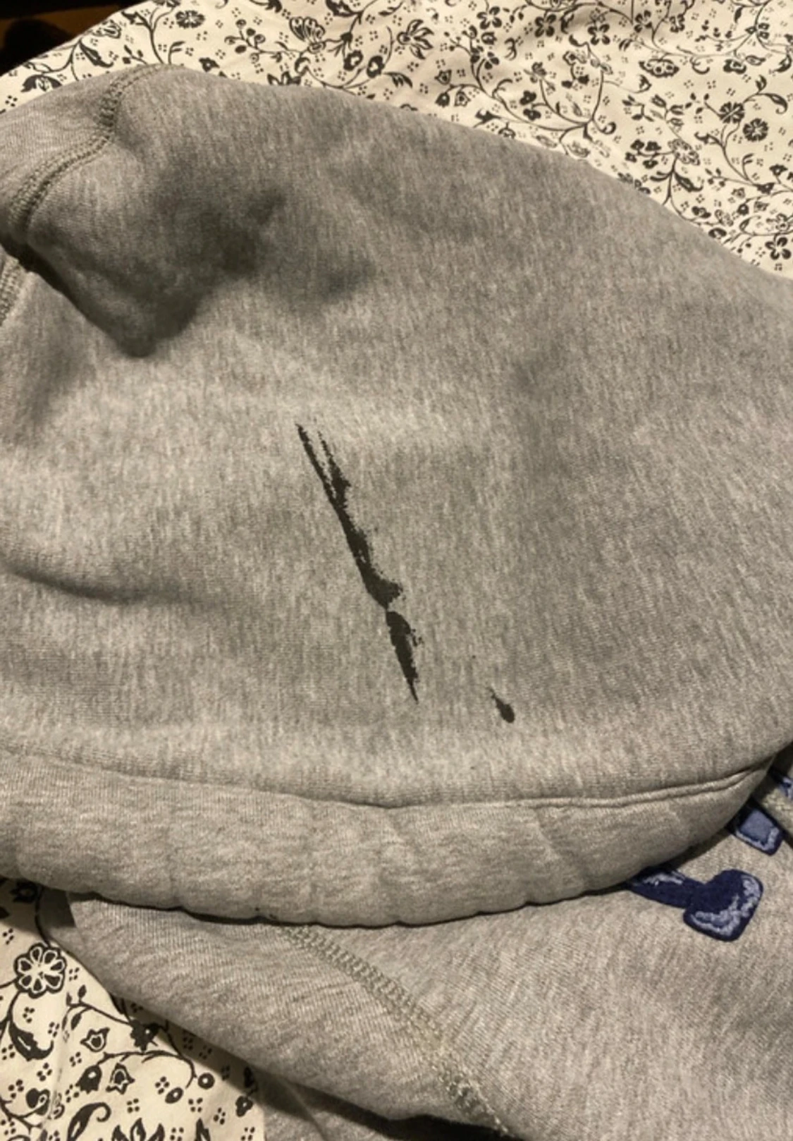 Grå hoodie från Abercrombie & Fitch - 4