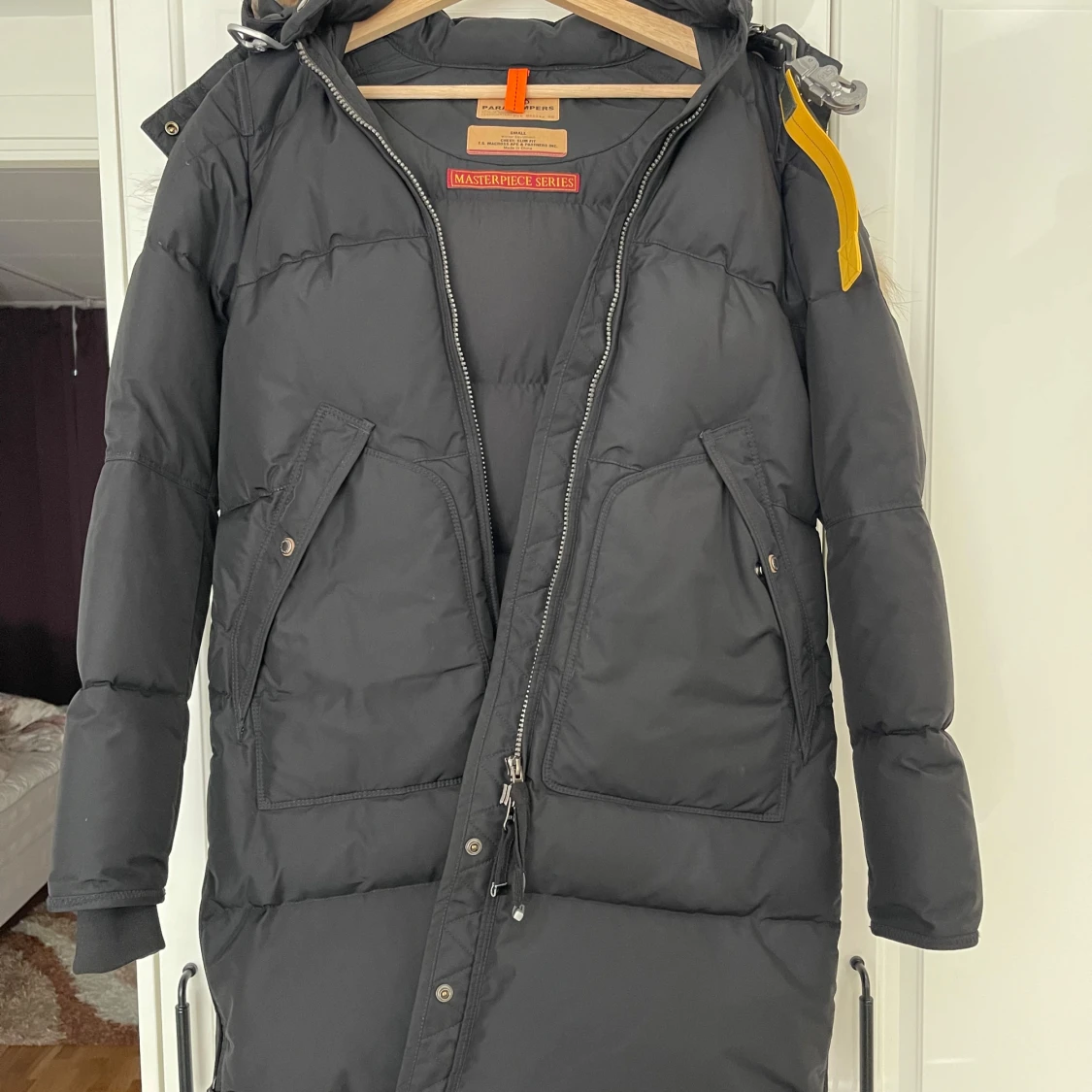 Svart dunjacka från Parajumpers