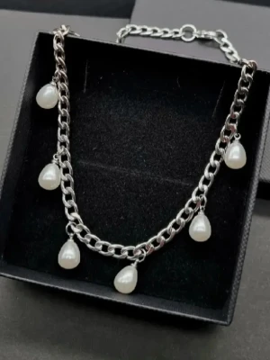 Handgjort halsband  - Material-rostfritt stål.  Kedjetjocklek-5mm 