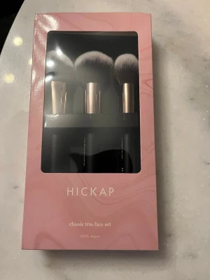 Hickap sminkborstar - Classic trio det helt nytt
