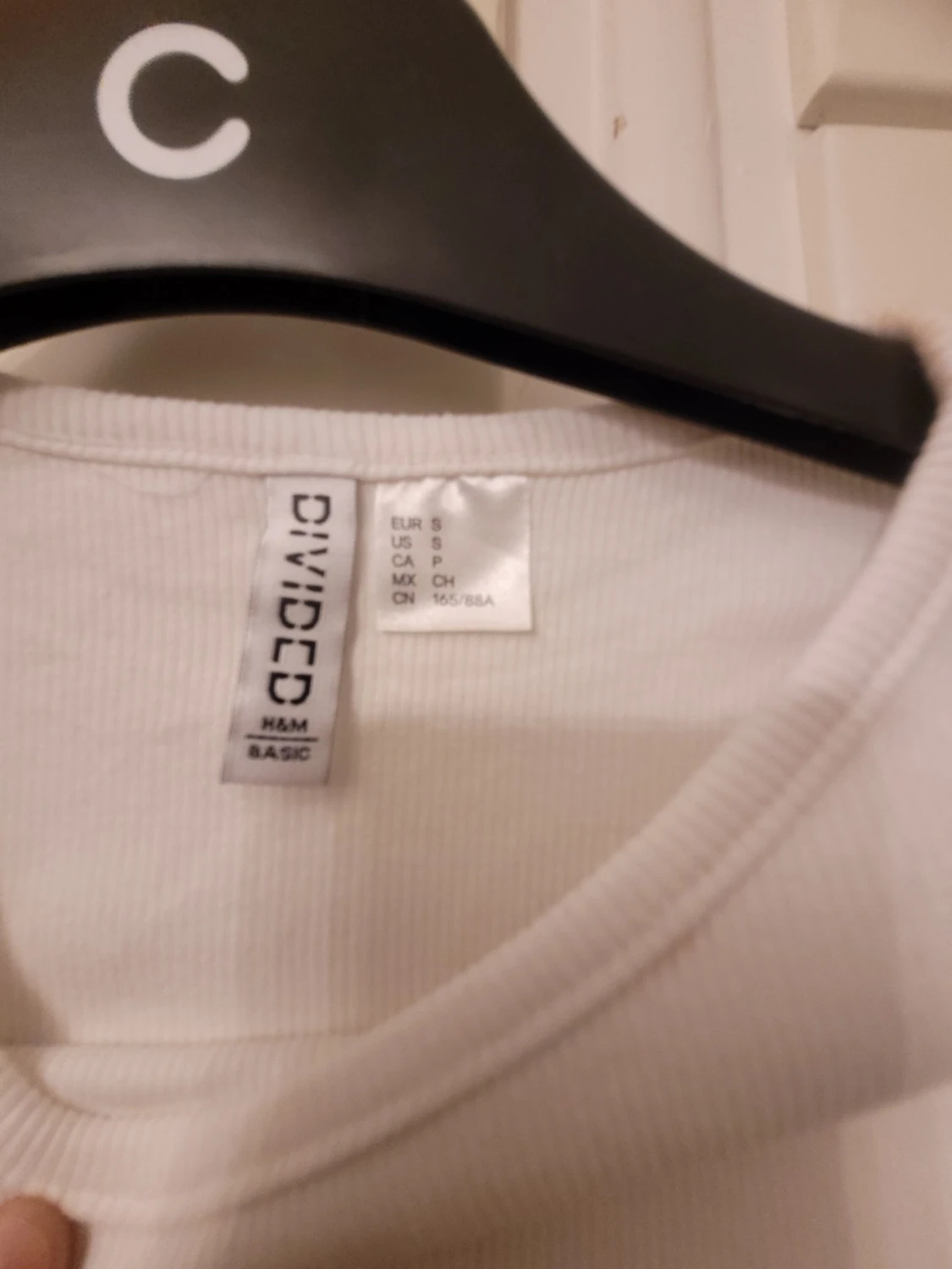 Vit croppad topp från H&M Divided - 1