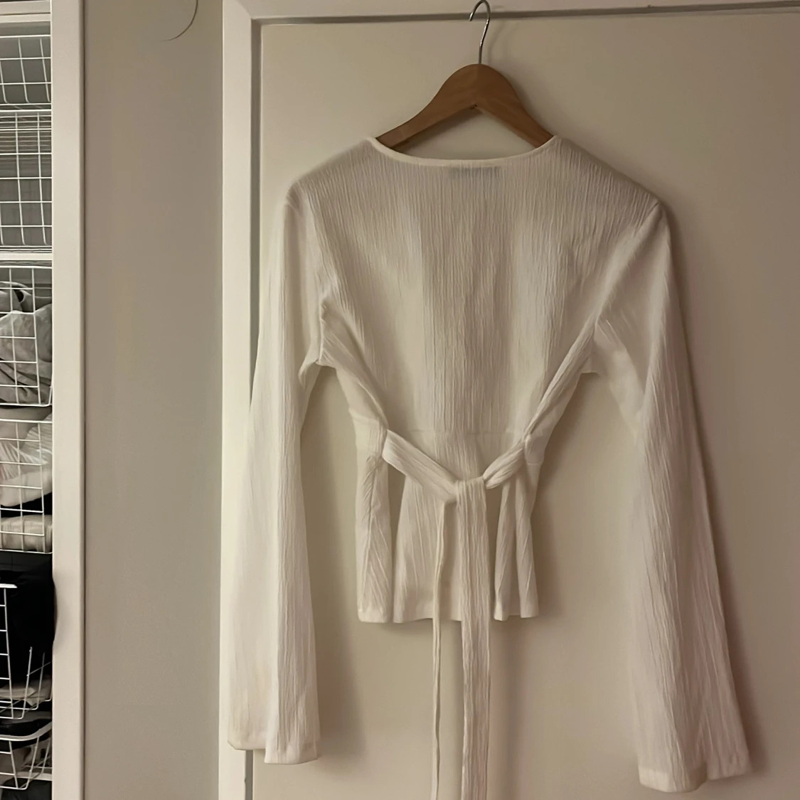 Vit omlottblus från Missay - 1