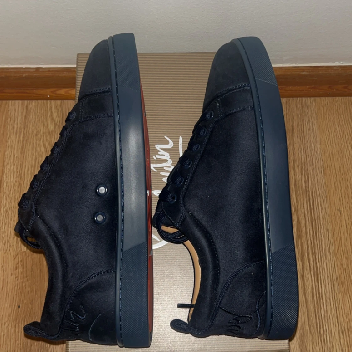 Christian Louboutin svarta sneakers mocka - 3