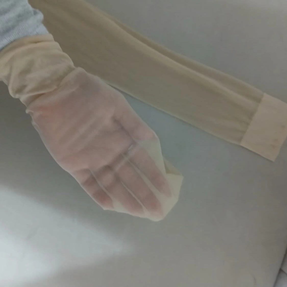 Beige tunna nylonstrumpor - 2