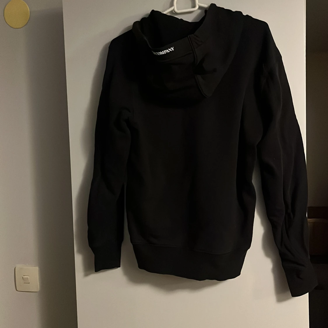 Svart hoodie från C.P. Company - 1