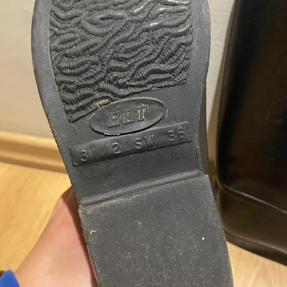 Svarta ridstövlar från ELT, stl 36 - 2