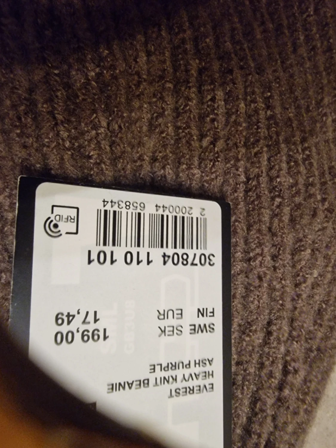 Everest mössa. Oanvänd  - 3