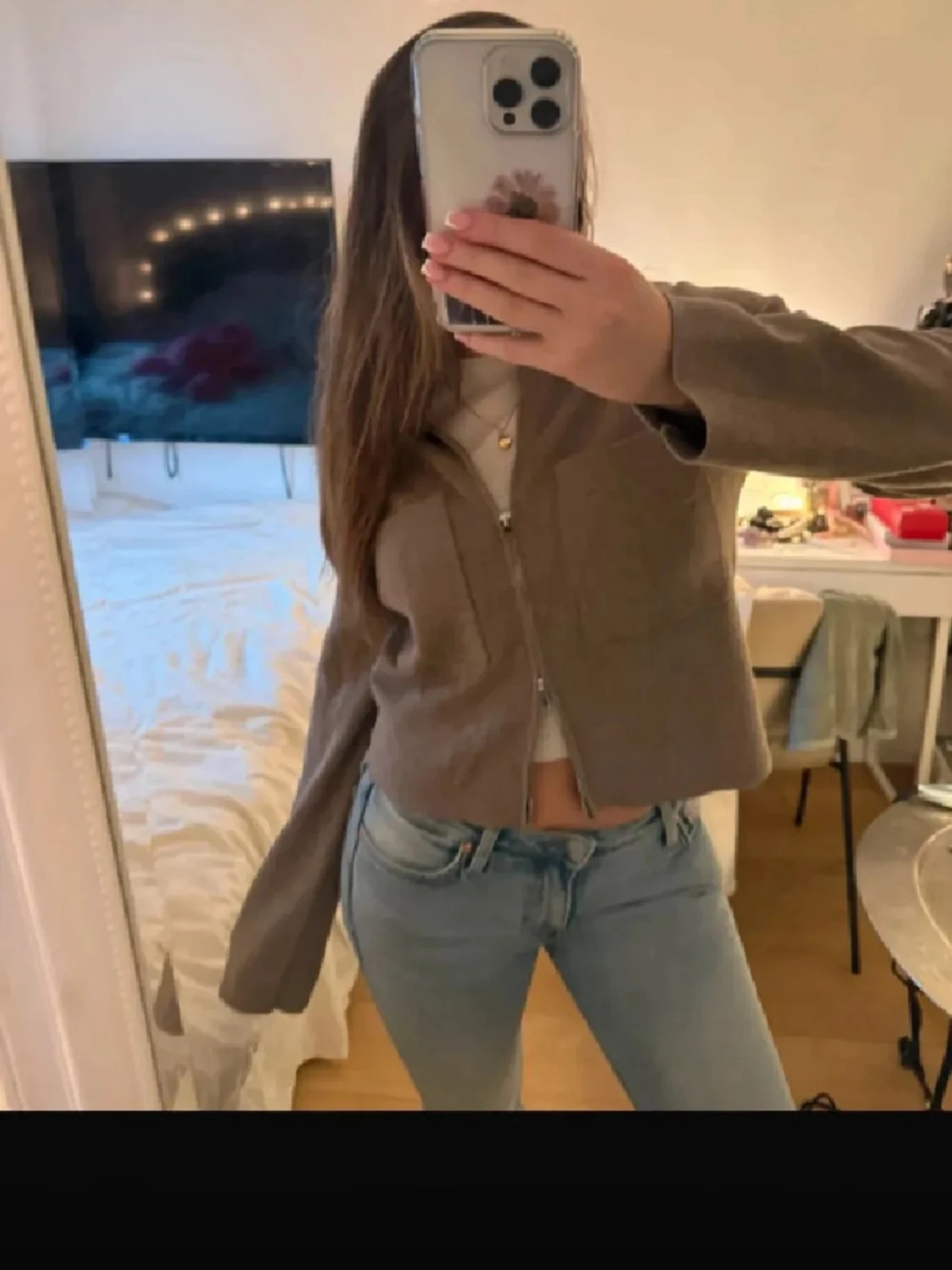 Beige croppad kofta med dragkedja