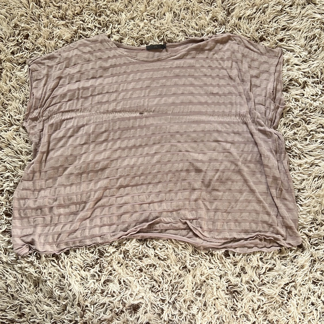 Beige randig topp från frk