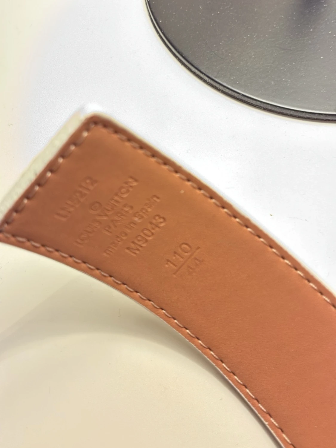 Vit bälte med silver spänne - 2