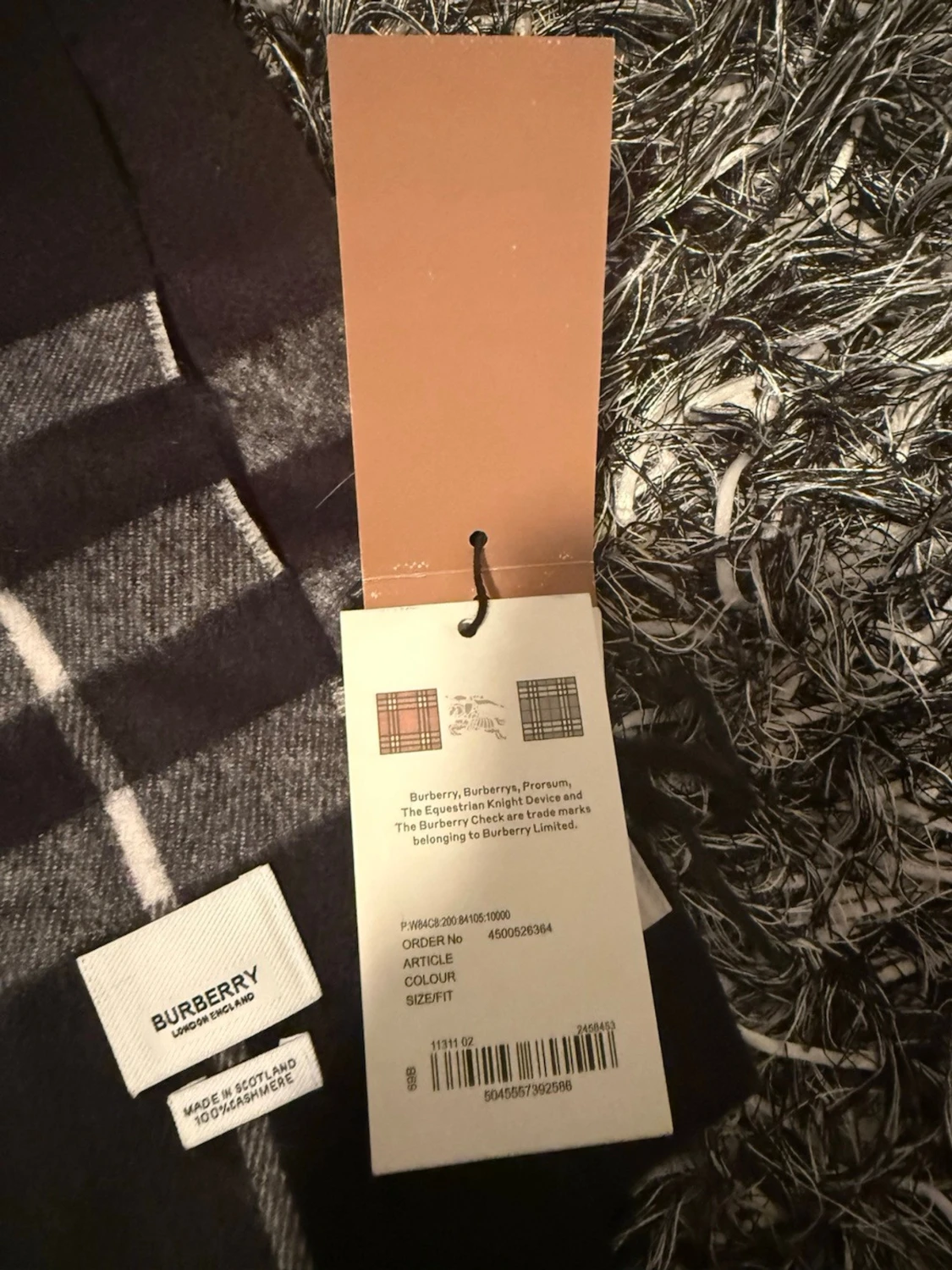 Svart Halsduk från Burberry - 1